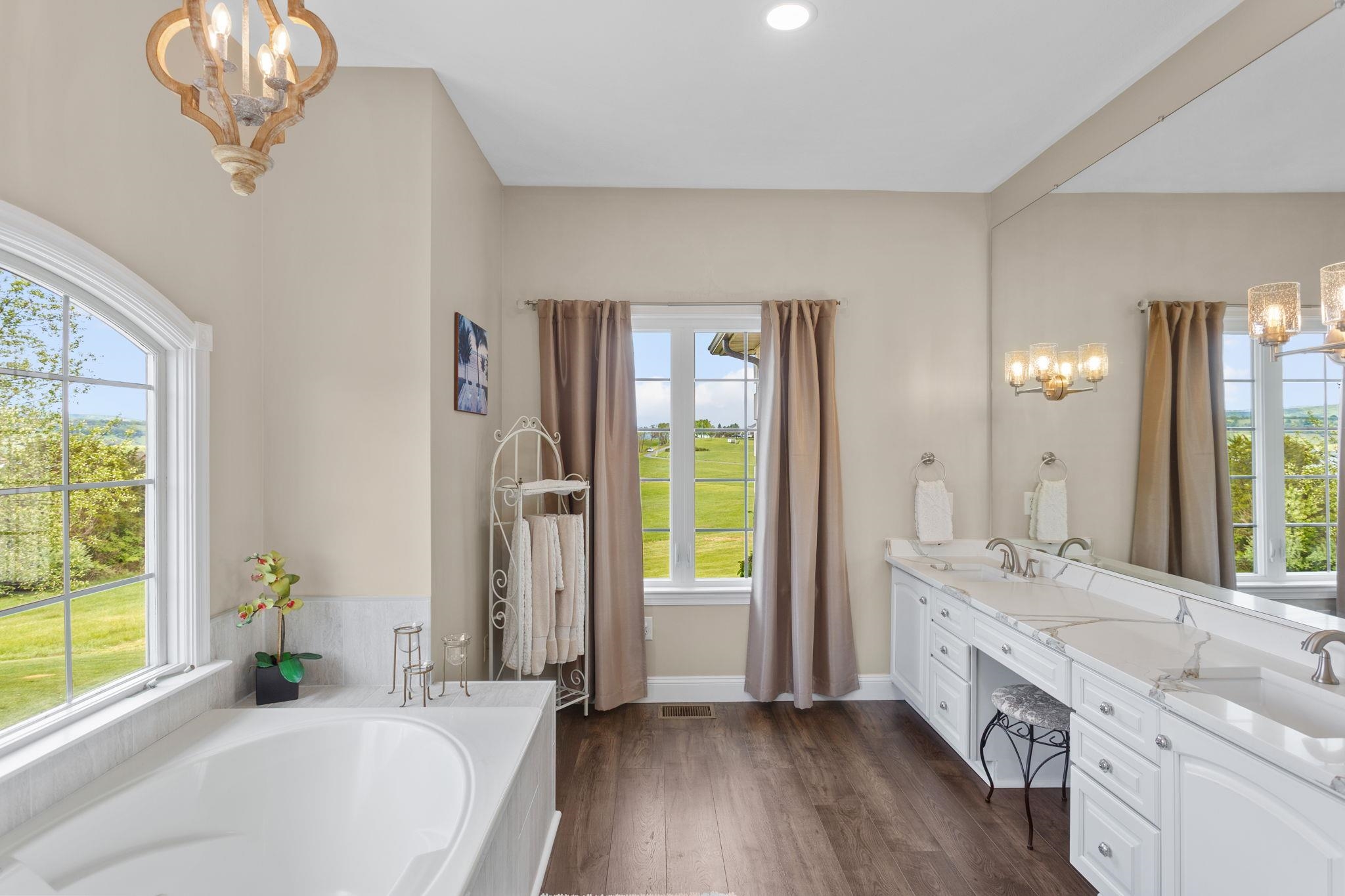10005 BONNY BRAE LN, BROADWAY, Virginia 22815, 4 Bedrooms Bedrooms, ,3 BathroomsBathrooms,Residential,10005 BONNY BRAE LN,676638 MLS # 676638