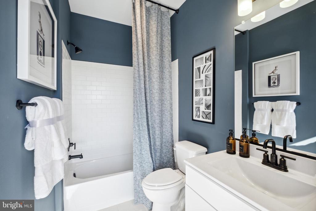 11151 HAZEL RUN WAY, FREDERICKSBURG, Virginia 22407, 5 Bedrooms Bedrooms, ,3 BathroomsBathrooms,Residential,11151 HAZEL RUN WAY,VASP2041536 MLS # VASP2041536