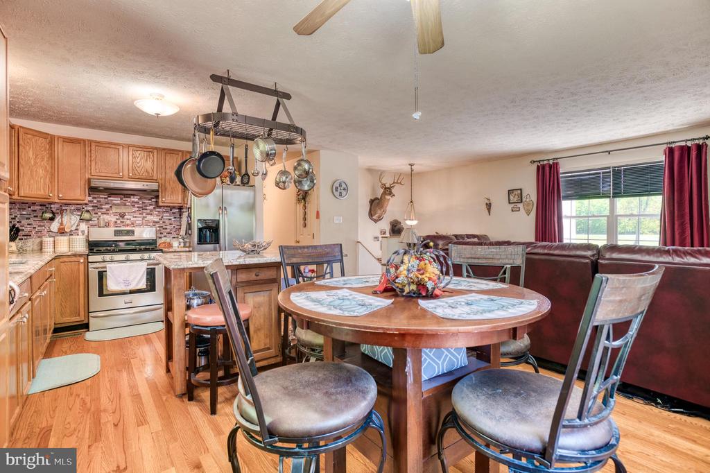 8427 TALL OAK DR, CULPEPER, Virginia 22701, 2 Bedrooms Bedrooms, ,2 BathroomsBathrooms,Residential,8427 TALL OAK DR,VACU2013502 MLS # VACU2013502