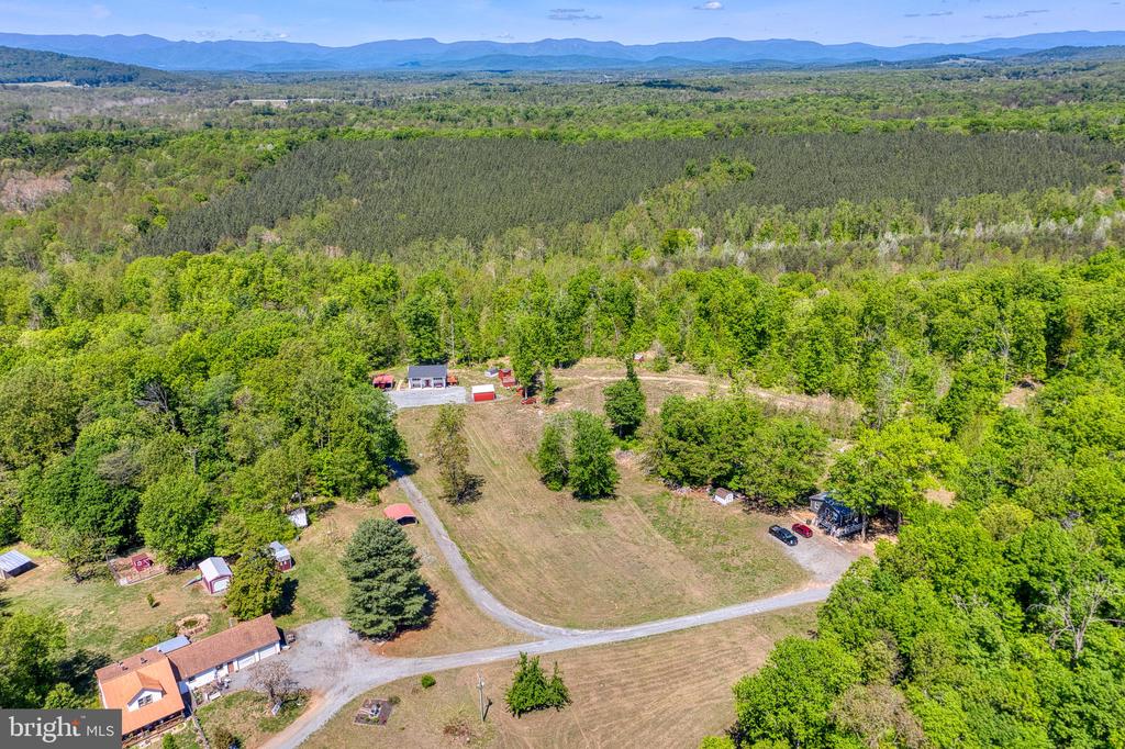 8427 TALL OAK DR, CULPEPER, Virginia 22701, 2 Bedrooms Bedrooms, ,2 BathroomsBathrooms,Residential,8427 TALL OAK DR,VACU2013502 MLS # VACU2013502
