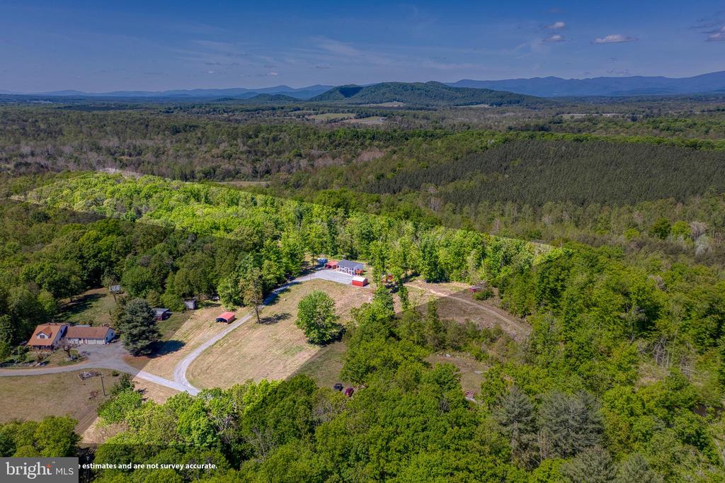 8427 TALL OAK DR, CULPEPER, Virginia 22701, 2 Bedrooms Bedrooms, ,2 BathroomsBathrooms,Residential,8427 TALL OAK DR,VACU2013502 MLS # VACU2013502