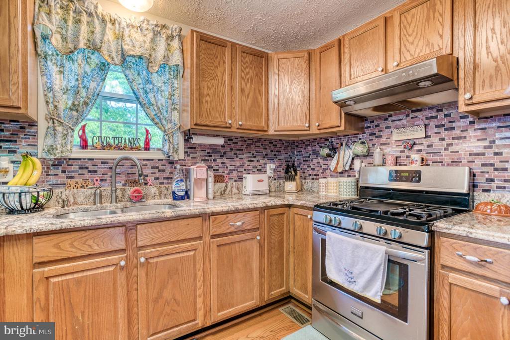 8427 TALL OAK DR, CULPEPER, Virginia 22701, 2 Bedrooms Bedrooms, ,2 BathroomsBathrooms,Residential,8427 TALL OAK DR,VACU2013502 MLS # VACU2013502