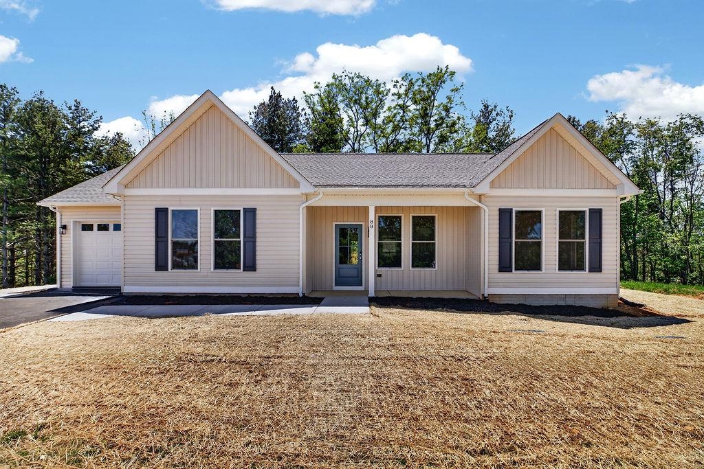 88 UPLAND CT, STUARTS DRAFT, Virginia 24476, 3 Bedrooms Bedrooms, ,2 BathroomsBathrooms,Residential,88 UPLAND CT,676644 MLS # 676644
