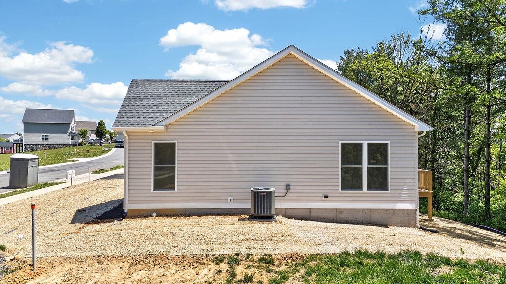 88 UPLAND CT, STUARTS DRAFT, Virginia 24476, 3 Bedrooms Bedrooms, ,2 BathroomsBathrooms,Residential,88 UPLAND CT,676644 MLS # 676644
