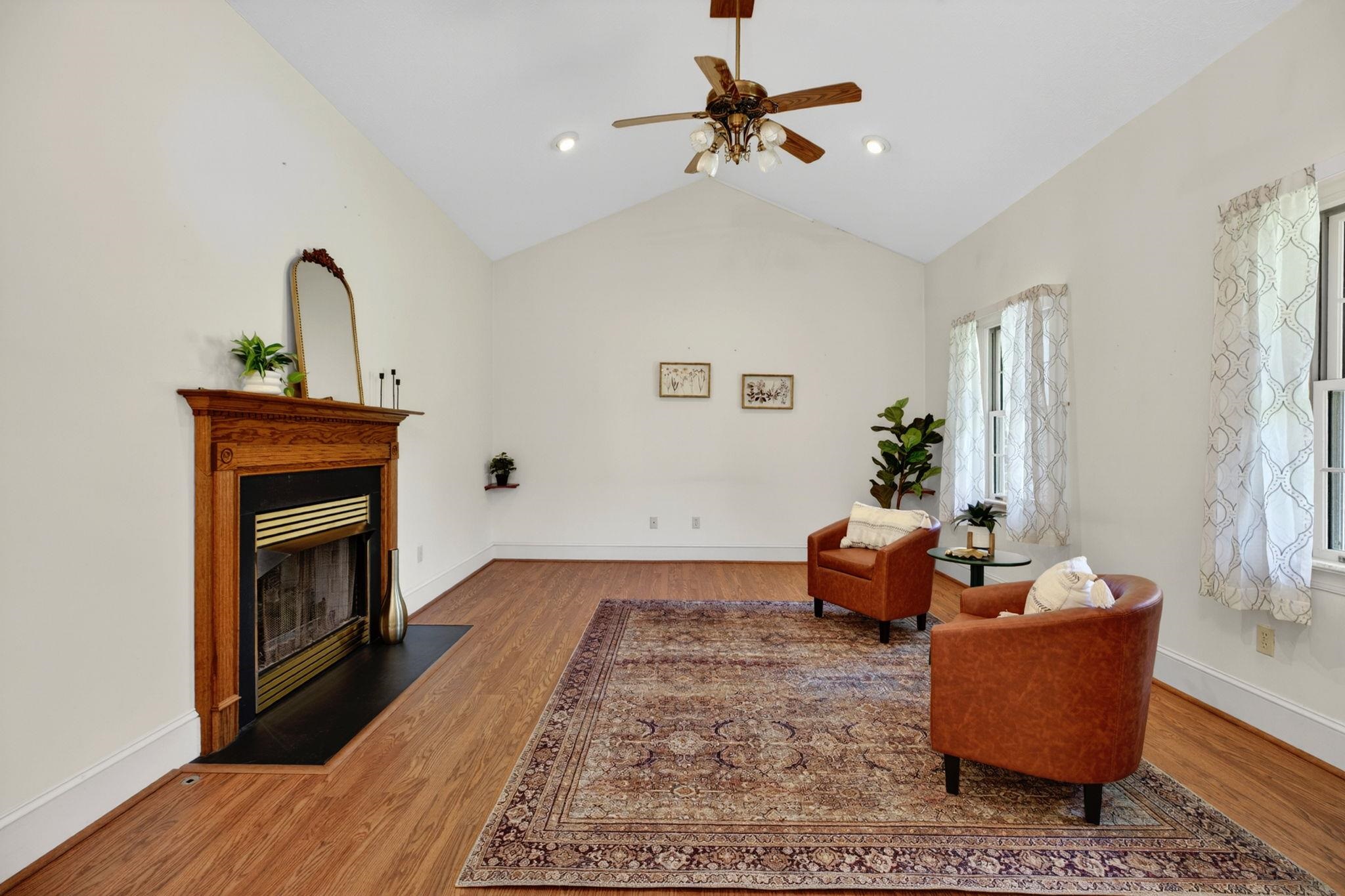 182 MIKES KNOB LN, WAYNESBORO, Virginia 22980, 3 Bedrooms Bedrooms, ,2 BathroomsBathrooms,Residential,182 MIKES KNOB LN,676648 MLS # 676648