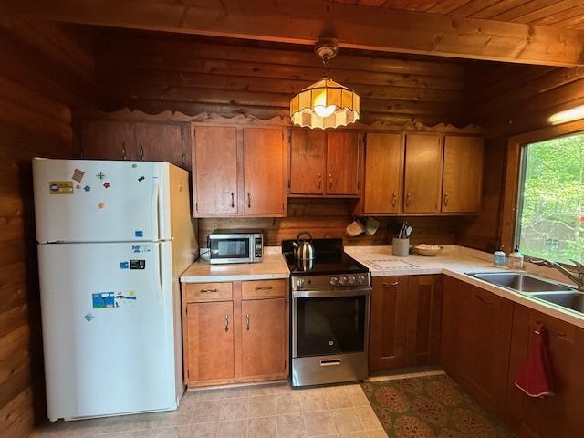 603 N LAKESHORE DR, LOUISA, Virginia 23093, 2 Bedrooms Bedrooms, ,2 BathroomsBathrooms,Residential,603 N LAKESHORE DR,676650 MLS # 676650