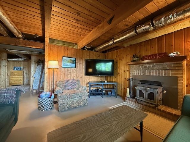 603 N LAKESHORE DR, LOUISA, Virginia 23093, 2 Bedrooms Bedrooms, ,2 BathroomsBathrooms,Residential,603 N LAKESHORE DR,676650 MLS # 676650