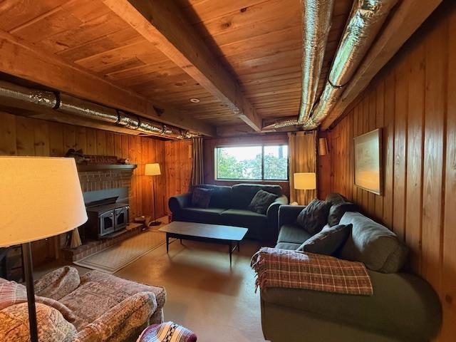 603 N LAKESHORE DR, LOUISA, Virginia 23093, 2 Bedrooms Bedrooms, ,2 BathroomsBathrooms,Residential,603 N LAKESHORE DR,676650 MLS # 676650