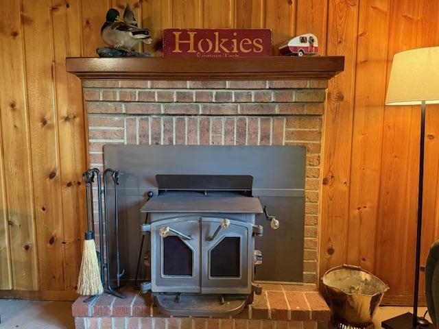 603 N LAKESHORE DR, LOUISA, Virginia 23093, 2 Bedrooms Bedrooms, ,2 BathroomsBathrooms,Residential,603 N LAKESHORE DR,676650 MLS # 676650