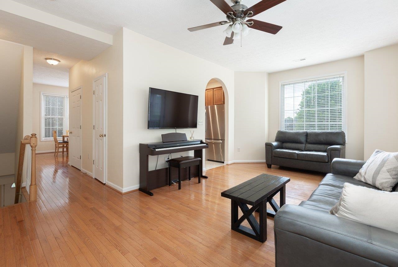 2984 CRYSTAL SPRING LN, ROCKINGHAM, Virginia 22801, 3 Bedrooms Bedrooms, ,2 BathroomsBathrooms,Residential,2984 CRYSTAL SPRING LN,676651 MLS # 676651