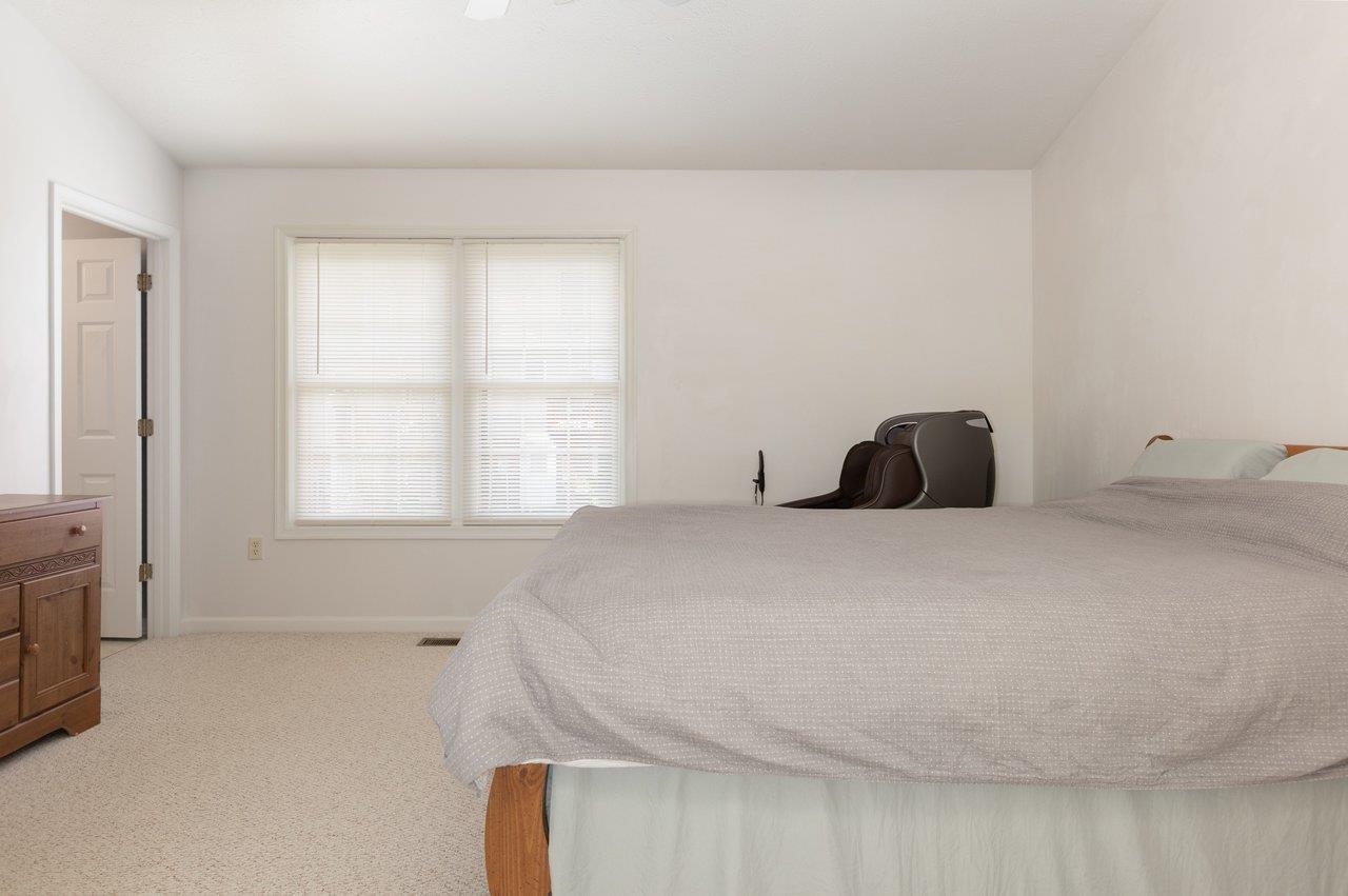 2984 CRYSTAL SPRING LN, ROCKINGHAM, Virginia 22801, 3 Bedrooms Bedrooms, ,2 BathroomsBathrooms,Residential,2984 CRYSTAL SPRING LN,676651 MLS # 676651