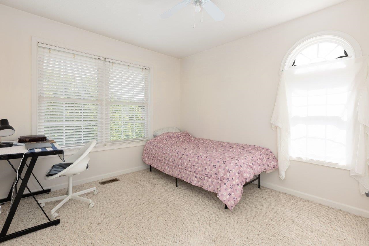 2984 CRYSTAL SPRING LN, ROCKINGHAM, Virginia 22801, 3 Bedrooms Bedrooms, ,2 BathroomsBathrooms,Residential,2984 CRYSTAL SPRING LN,676651 MLS # 676651