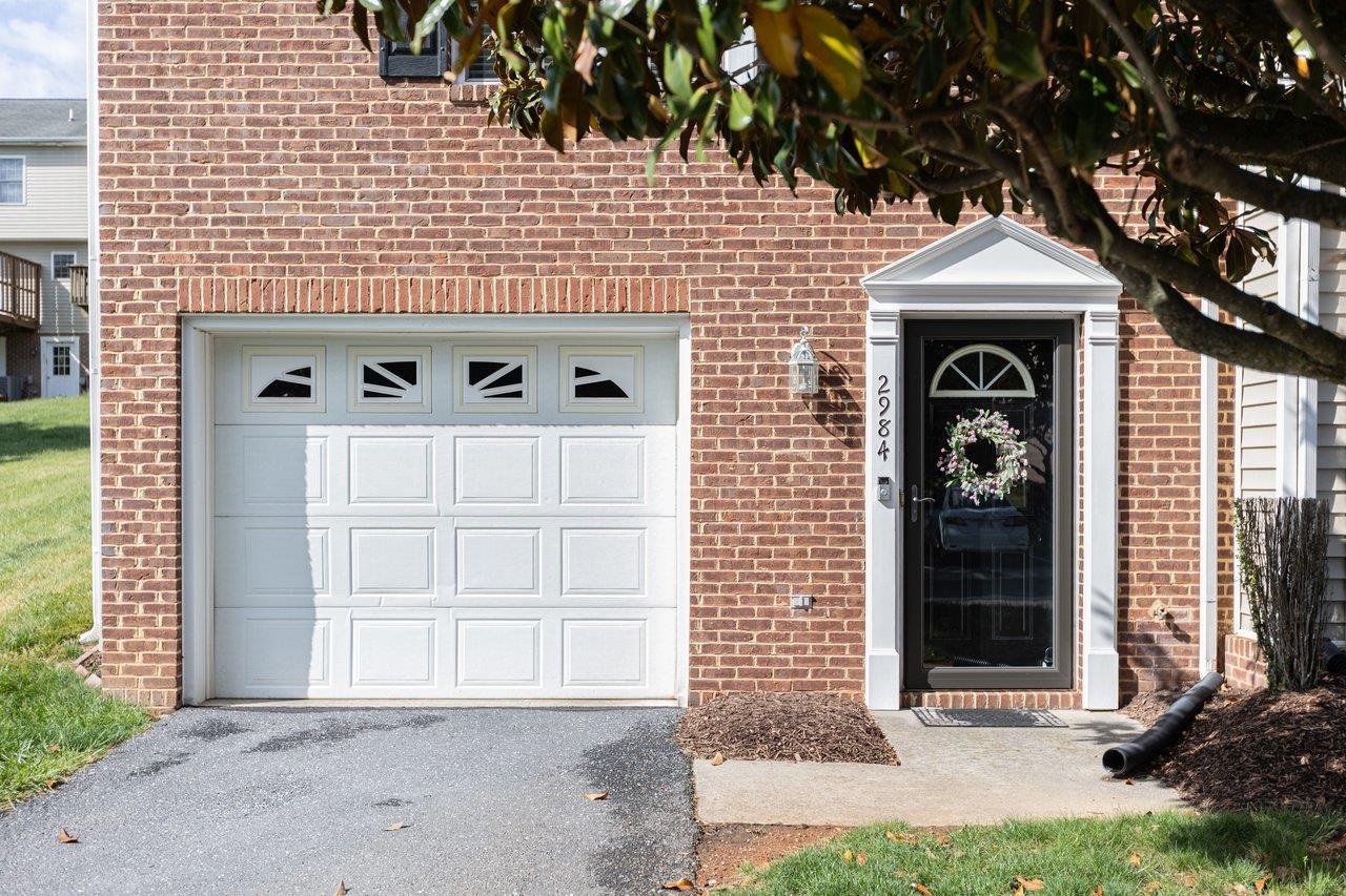 2984 CRYSTAL SPRING LN, ROCKINGHAM, Virginia 22801, 3 Bedrooms Bedrooms, ,2 BathroomsBathrooms,Residential,2984 CRYSTAL SPRING LN,676651 MLS # 676651