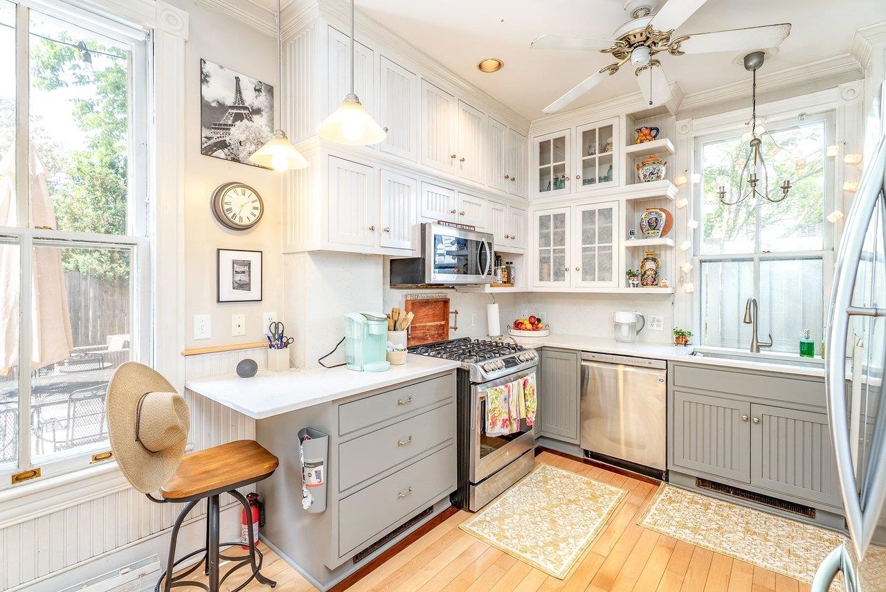 14 S COALTER ST, STAUNTON, Virginia 24401, 4 Bedrooms Bedrooms, ,2 BathroomsBathrooms,Residential,14 S COALTER ST,676652 MLS # 676652