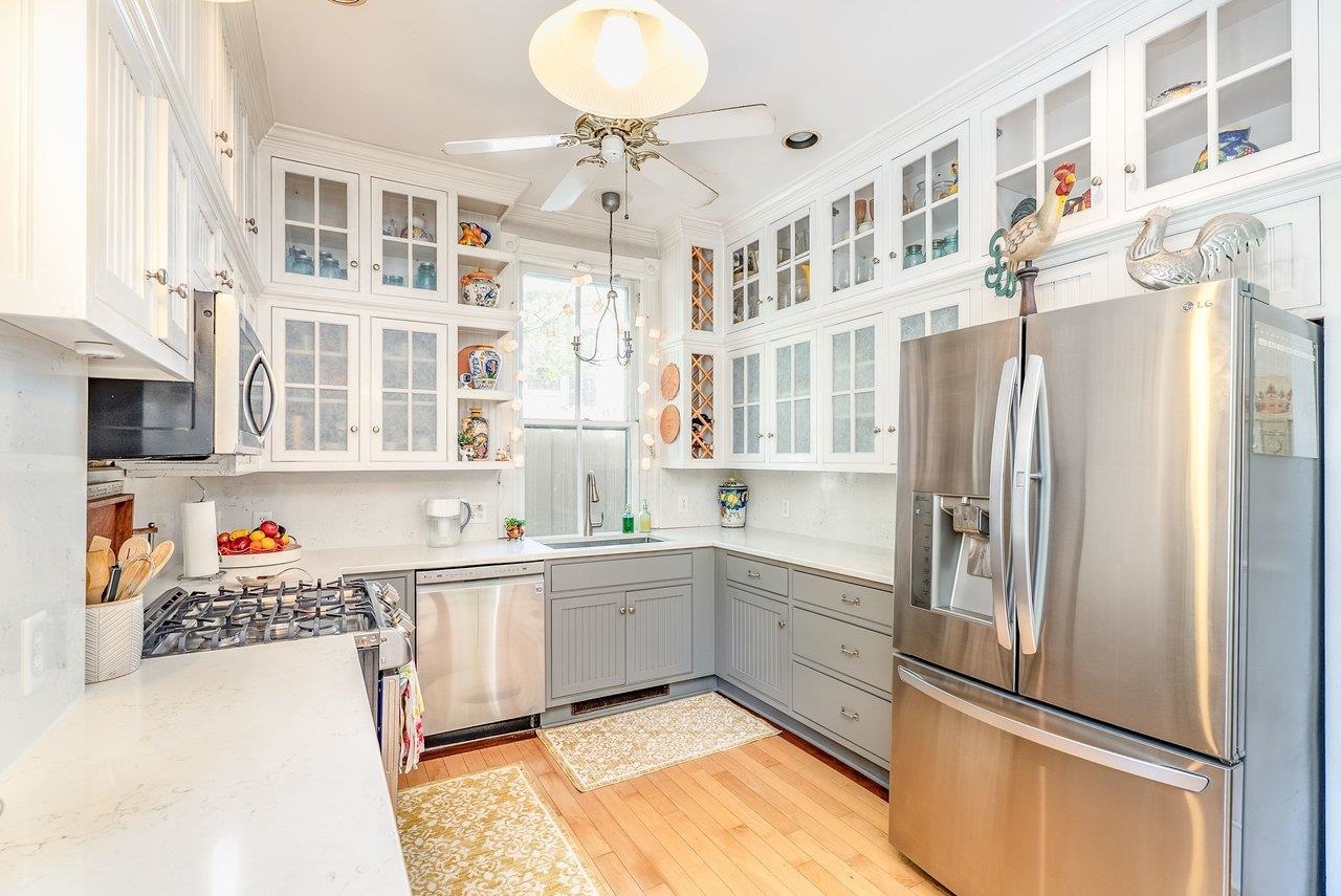 14 S COALTER ST, STAUNTON, Virginia 24401, 4 Bedrooms Bedrooms, ,2 BathroomsBathrooms,Residential,14 S COALTER ST,676652 MLS # 676652