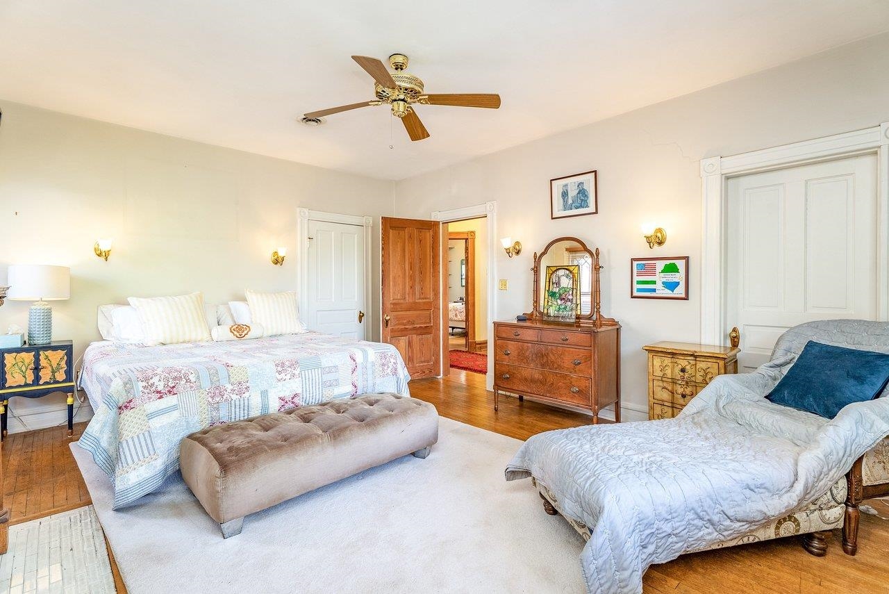 14 S COALTER ST, STAUNTON, Virginia 24401, 4 Bedrooms Bedrooms, ,2 BathroomsBathrooms,Residential,14 S COALTER ST,676652 MLS # 676652