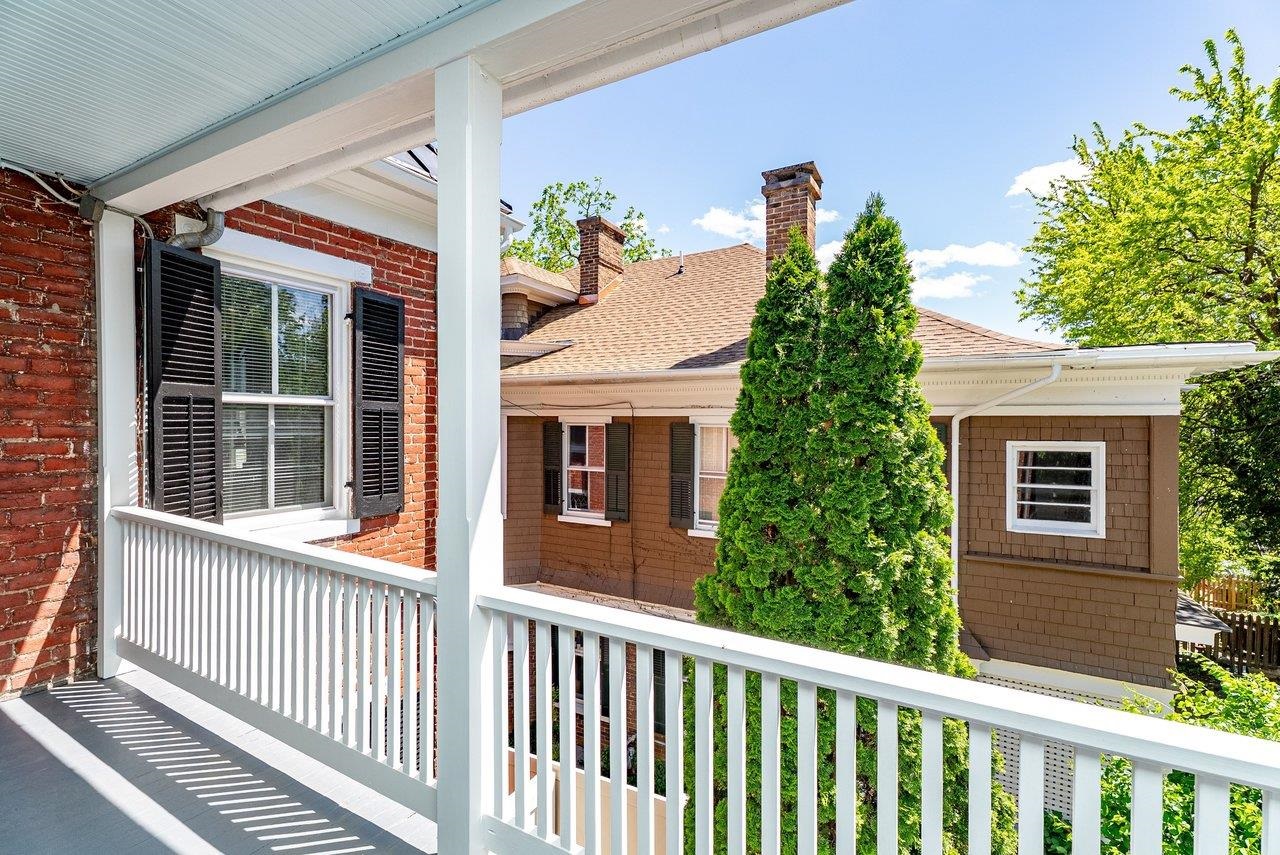 14 S COALTER ST, STAUNTON, Virginia 24401, 4 Bedrooms Bedrooms, ,2 BathroomsBathrooms,Residential,14 S COALTER ST,676652 MLS # 676652