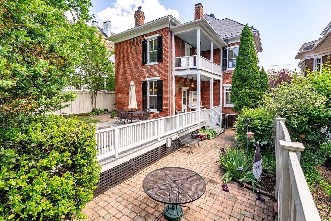 14 S COALTER ST, STAUNTON, Virginia 24401, 4 Bedrooms Bedrooms, ,2 BathroomsBathrooms,Residential,14 S COALTER ST,676652 MLS # 676652
