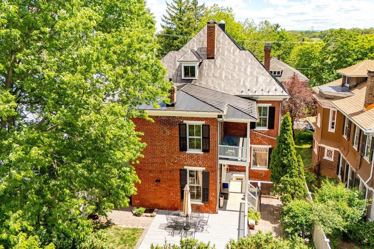 14 S COALTER ST, STAUNTON, Virginia 24401, 4 Bedrooms Bedrooms, ,2 BathroomsBathrooms,Residential,14 S COALTER ST,676652 MLS # 676652