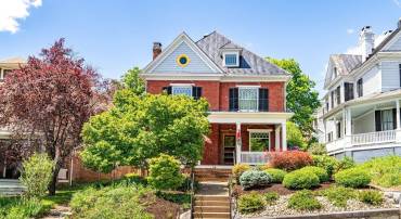 14 S COALTER ST, STAUNTON, Virginia 24401, 4 Bedrooms Bedrooms, ,2 BathroomsBathrooms,Residential,14 S COALTER ST,676652 MLS # 676652