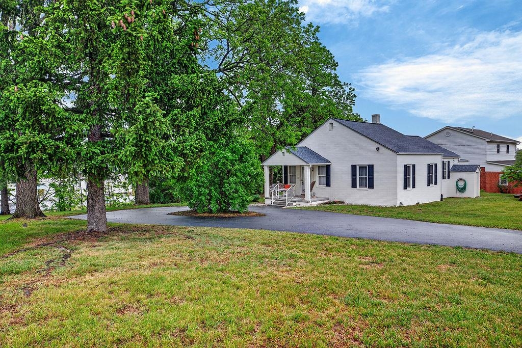 23 MONTROSE DR, FISHERSVILLE, Virginia 22939, 3 Bedrooms Bedrooms, ,1 BathroomBathrooms,Residential,23 MONTROSE DR,676654 MLS # 676654