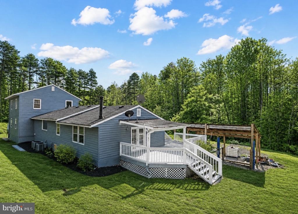 200 WEISE DR, LOUISA, Virginia 23093, 4 Bedrooms Bedrooms, ,2 BathroomsBathrooms,Residential,200 WEISE DR,VALA2009796 MLS # VALA2009796
