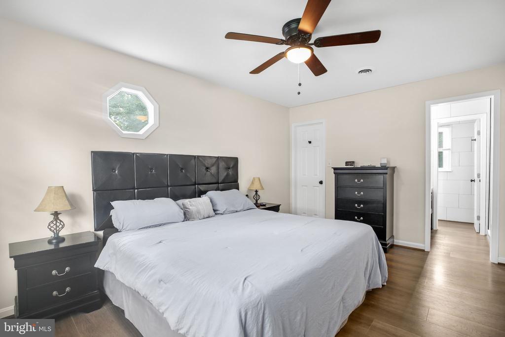 8301 SEAYS RD, SPOTSYLVANIA, Virginia 22551, 4 Bedrooms Bedrooms, ,2 BathroomsBathrooms,Residential,8301 SEAYS RD,VASP2041510 MLS # VASP2041510