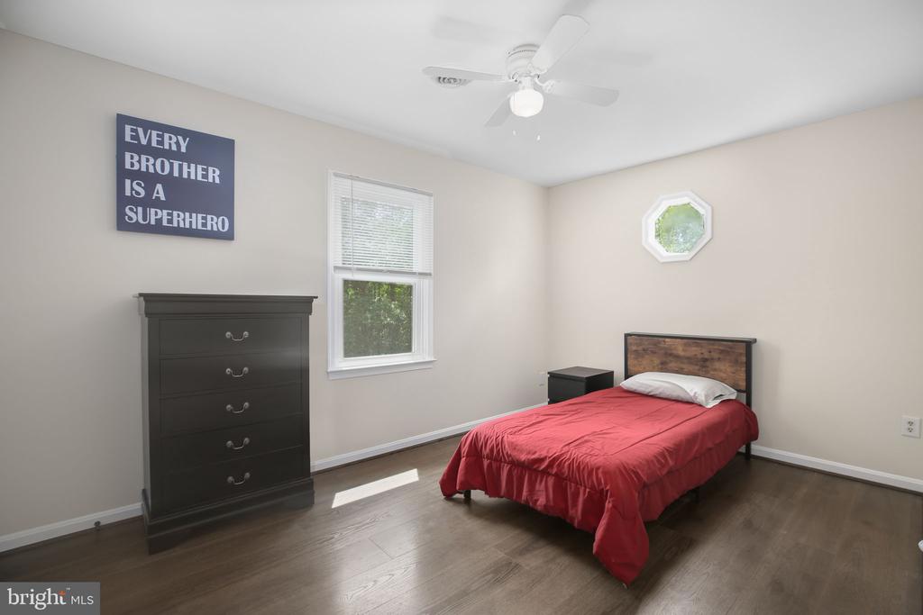 8301 SEAYS RD, SPOTSYLVANIA, Virginia 22551, 4 Bedrooms Bedrooms, ,2 BathroomsBathrooms,Residential,8301 SEAYS RD,VASP2041510 MLS # VASP2041510