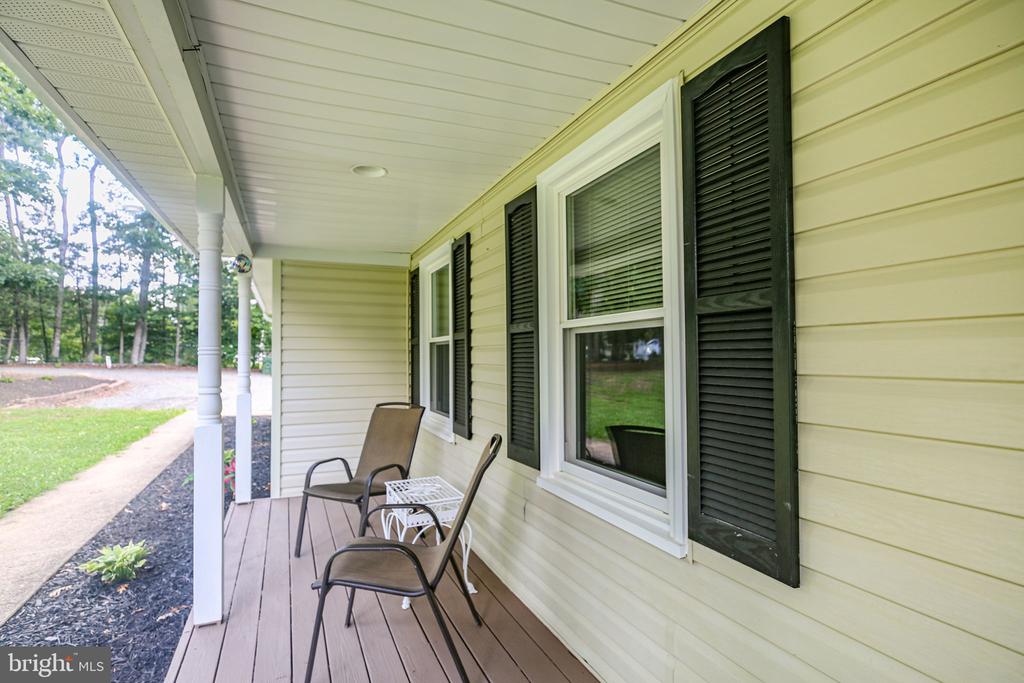 8301 SEAYS RD, SPOTSYLVANIA, Virginia 22551, 4 Bedrooms Bedrooms, ,2 BathroomsBathrooms,Residential,8301 SEAYS RD,VASP2041510 MLS # VASP2041510