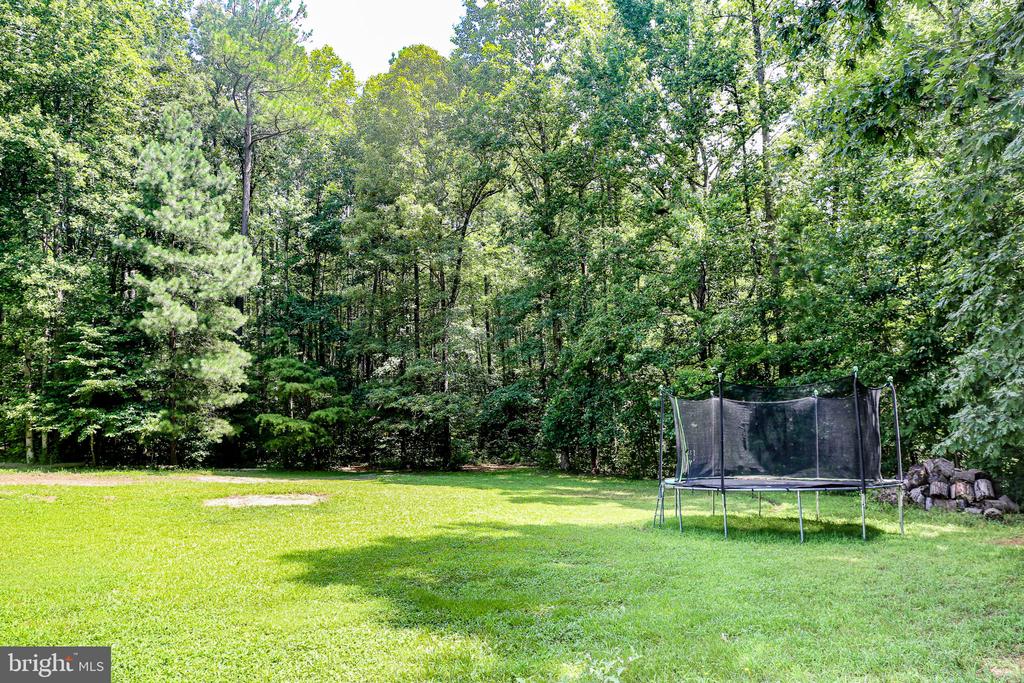 8301 SEAYS RD, SPOTSYLVANIA, Virginia 22551, 4 Bedrooms Bedrooms, ,2 BathroomsBathrooms,Residential,8301 SEAYS RD,VASP2041510 MLS # VASP2041510