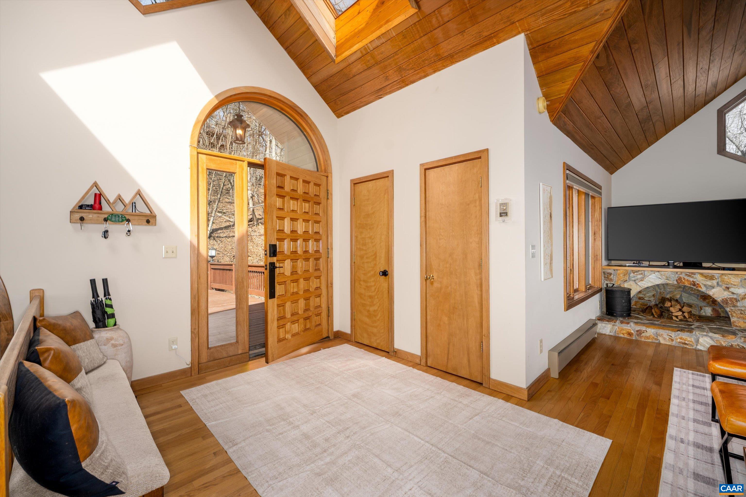327 CRAWFORDS EDGE, ROSELAND, Virginia 22967, 4 Bedrooms Bedrooms, ,4 BathroomsBathrooms,Residential,327 CRAWFORDS EDGE,676051 MLS # 676051