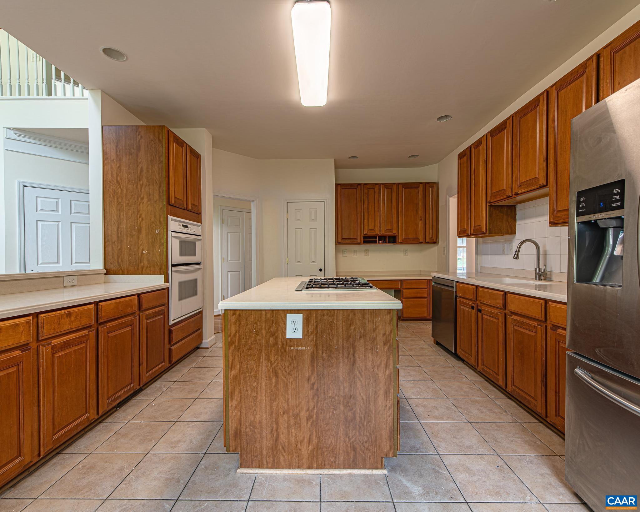 2008 SHEPHERDS RIDGE RD, CHARLOTTESVILLE, Virginia 22901, 4 Bedrooms Bedrooms, ,3 BathroomsBathrooms,Residential,4BR Dunlora Home Newly Painted and New Carpeting,2008 SHEPHERDS RIDGE RD,676574 MLS # 676574