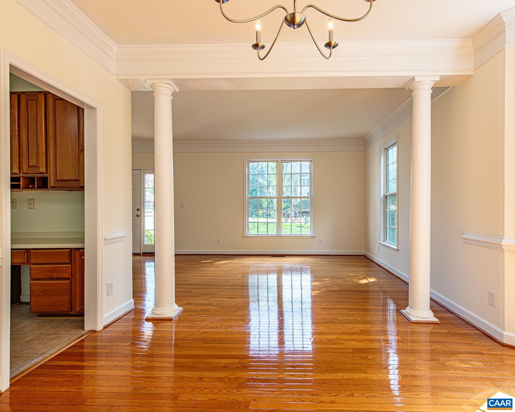 2008 SHEPHERDS RIDGE RD, CHARLOTTESVILLE, Virginia 22901, 4 Bedrooms Bedrooms, ,3 BathroomsBathrooms,Residential,4BR Dunlora Home Newly Painted and New Carpeting,2008 SHEPHERDS RIDGE RD,676574 MLS # 676574
