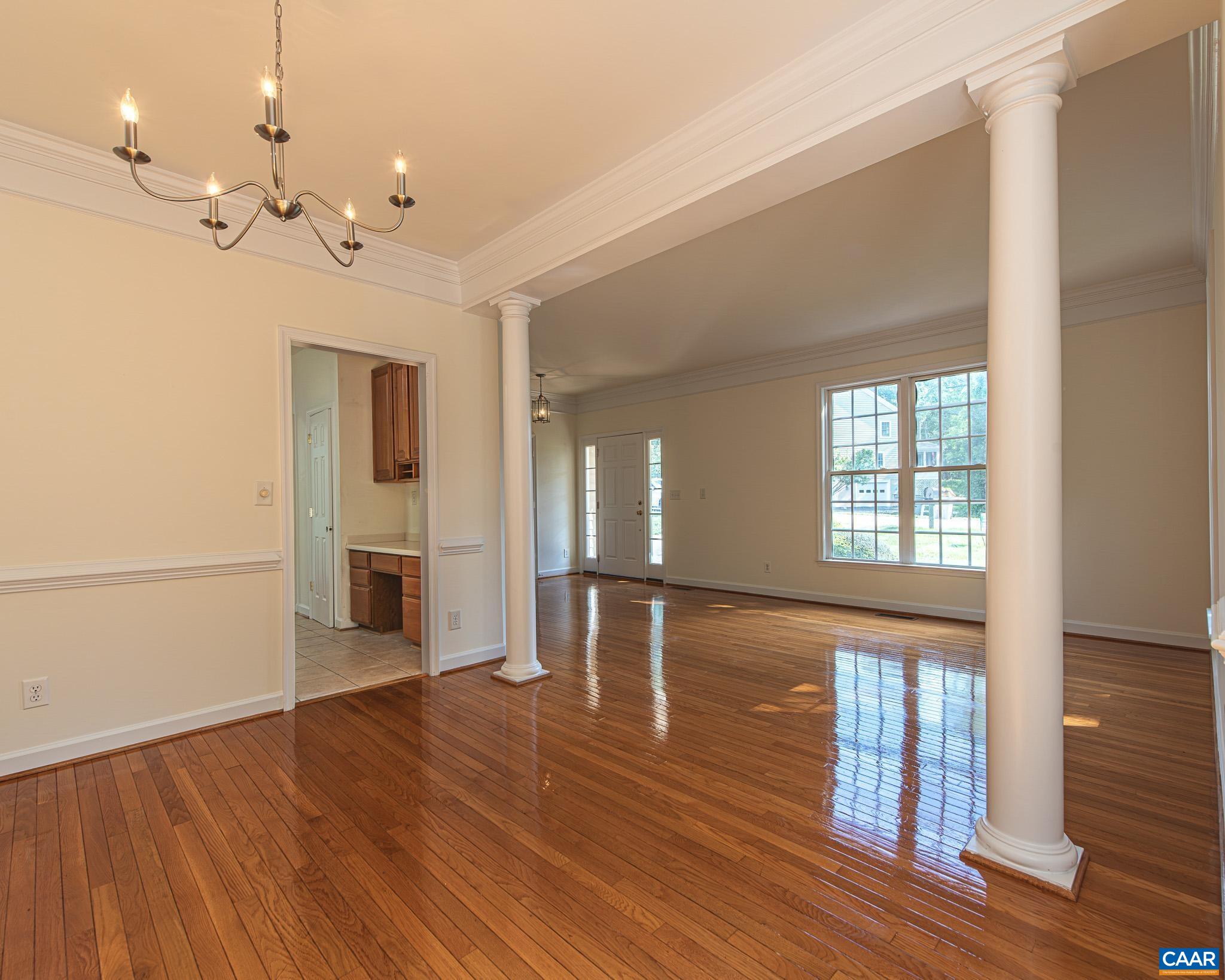 2008 SHEPHERDS RIDGE RD, CHARLOTTESVILLE, Virginia 22901, 4 Bedrooms Bedrooms, ,3 BathroomsBathrooms,Residential,4BR Dunlora Home Newly Painted and New Carpeting,2008 SHEPHERDS RIDGE RD,676574 MLS # 676574