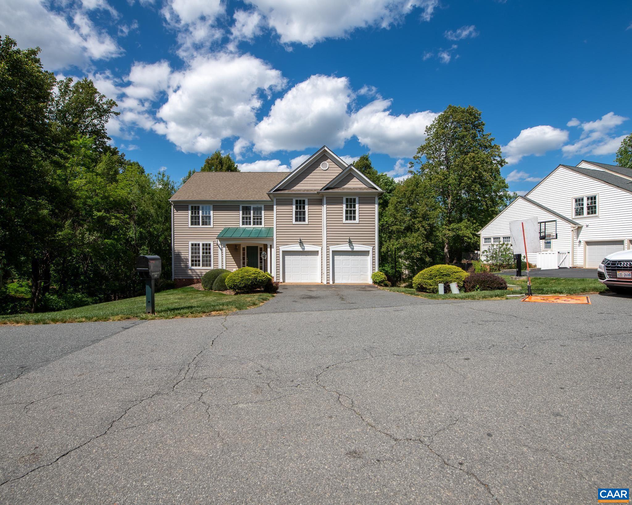 2008 SHEPHERDS RIDGE RD, CHARLOTTESVILLE, Virginia 22901, 4 Bedrooms Bedrooms, ,3 BathroomsBathrooms,Residential,4BR Dunlora Home Newly Painted and New Carpeting,2008 SHEPHERDS RIDGE RD,676574 MLS # 676574