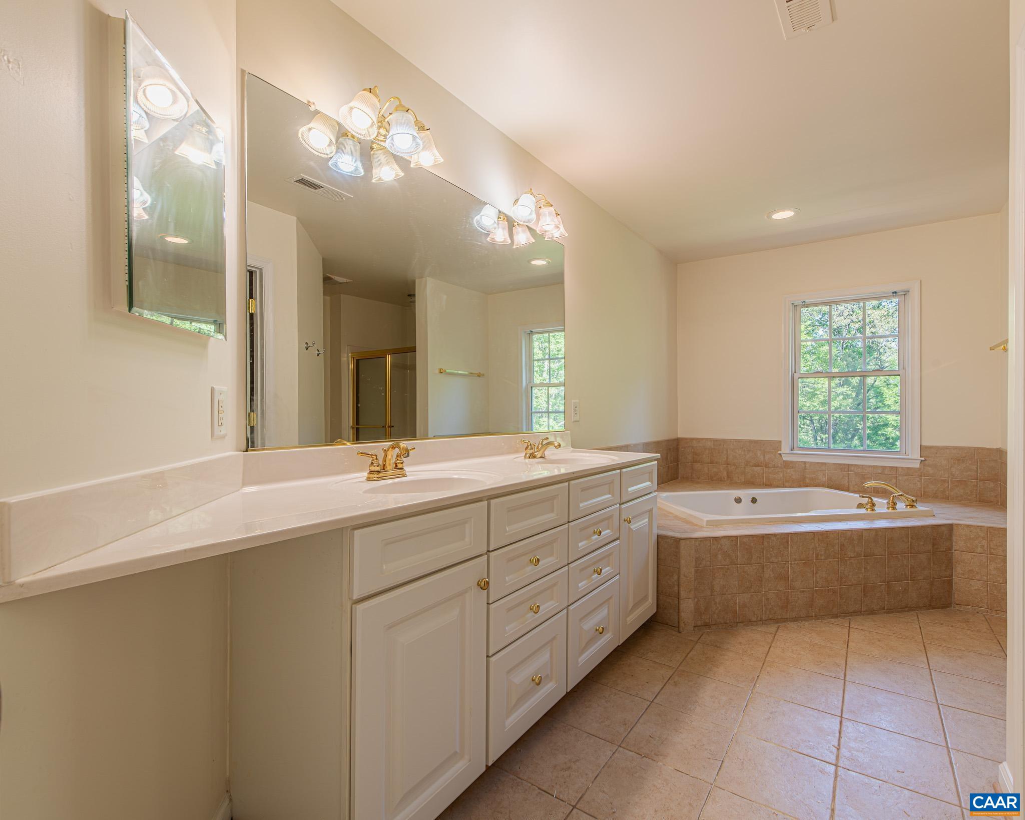 2008 SHEPHERDS RIDGE RD, CHARLOTTESVILLE, Virginia 22901, 4 Bedrooms Bedrooms, ,3 BathroomsBathrooms,Residential,4BR Dunlora Home Newly Painted and New Carpeting,2008 SHEPHERDS RIDGE RD,676574 MLS # 676574
