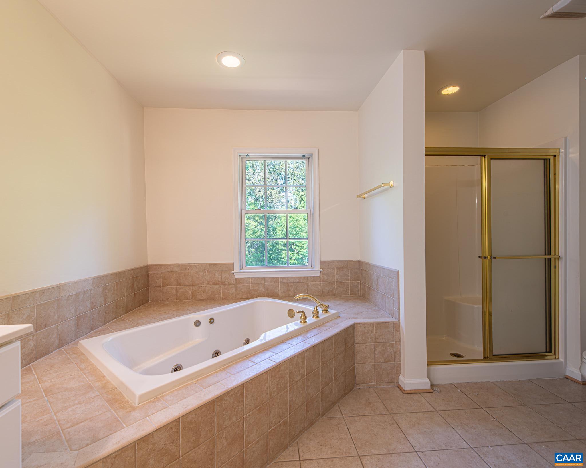 2008 SHEPHERDS RIDGE RD, CHARLOTTESVILLE, Virginia 22901, 4 Bedrooms Bedrooms, ,3 BathroomsBathrooms,Residential,4BR Dunlora Home Newly Painted and New Carpeting,2008 SHEPHERDS RIDGE RD,676574 MLS # 676574