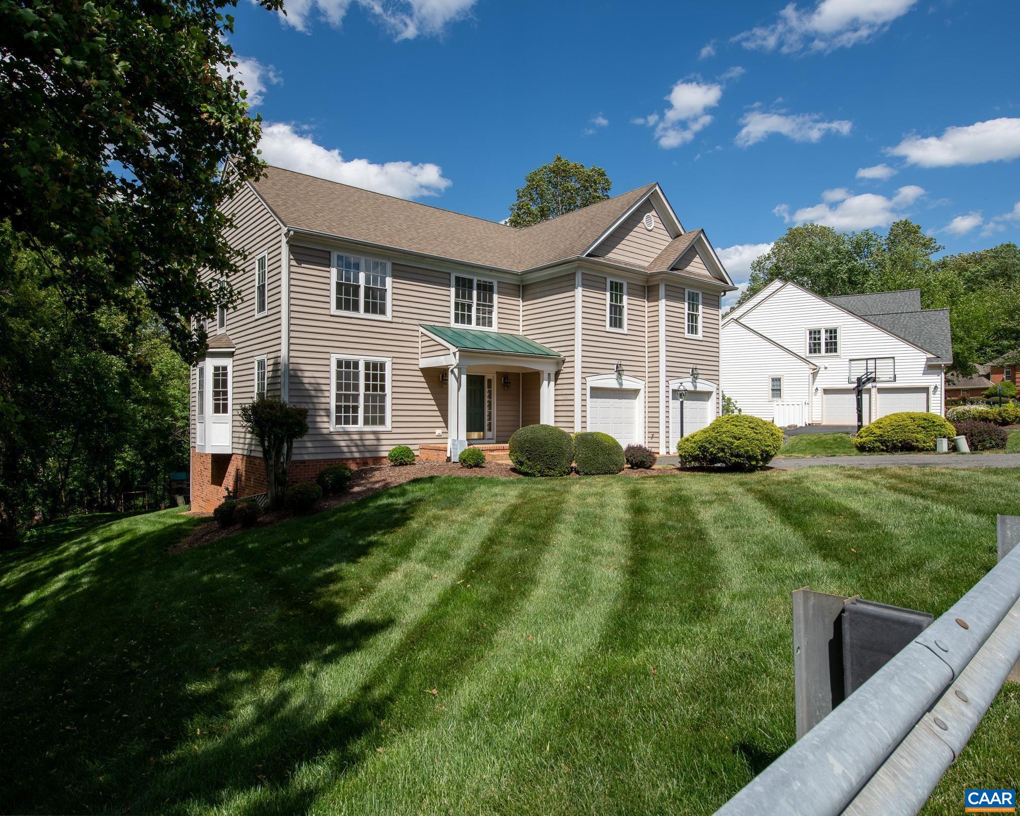 2008 SHEPHERDS RIDGE RD, CHARLOTTESVILLE, Virginia 22901, 4 Bedrooms Bedrooms, ,3 BathroomsBathrooms,Residential,4BR Dunlora Home Newly Painted and New Carpeting,2008 SHEPHERDS RIDGE RD,676574 MLS # 676574