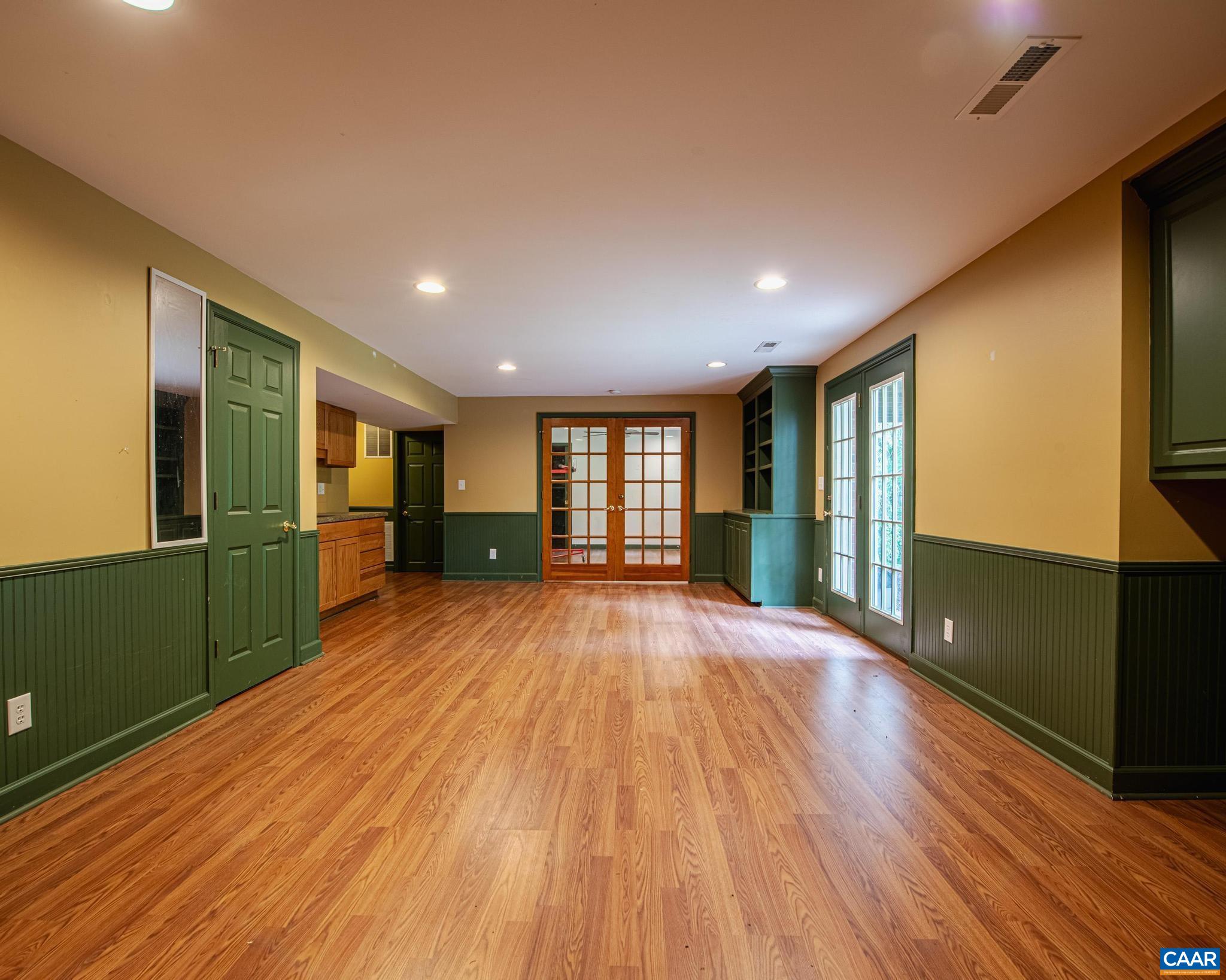 2008 SHEPHERDS RIDGE RD, CHARLOTTESVILLE, Virginia 22901, 4 Bedrooms Bedrooms, ,3 BathroomsBathrooms,Residential,4BR Dunlora Home Newly Painted and New Carpeting,2008 SHEPHERDS RIDGE RD,676574 MLS # 676574