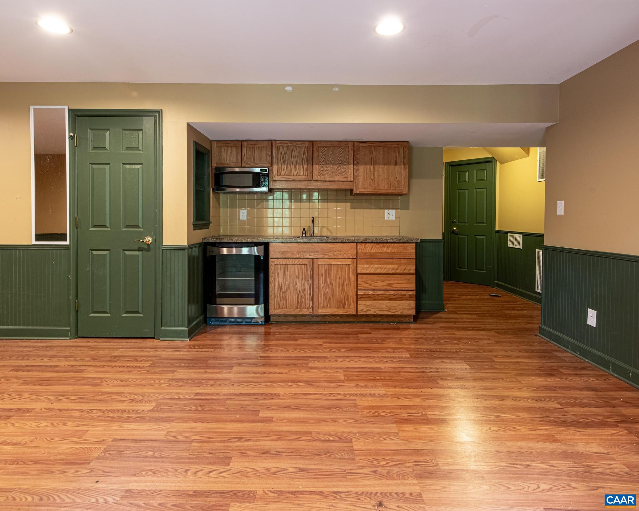 2008 SHEPHERDS RIDGE RD, CHARLOTTESVILLE, Virginia 22901, 4 Bedrooms Bedrooms, ,3 BathroomsBathrooms,Residential,4BR Dunlora Home Newly Painted and New Carpeting,2008 SHEPHERDS RIDGE RD,676574 MLS # 676574