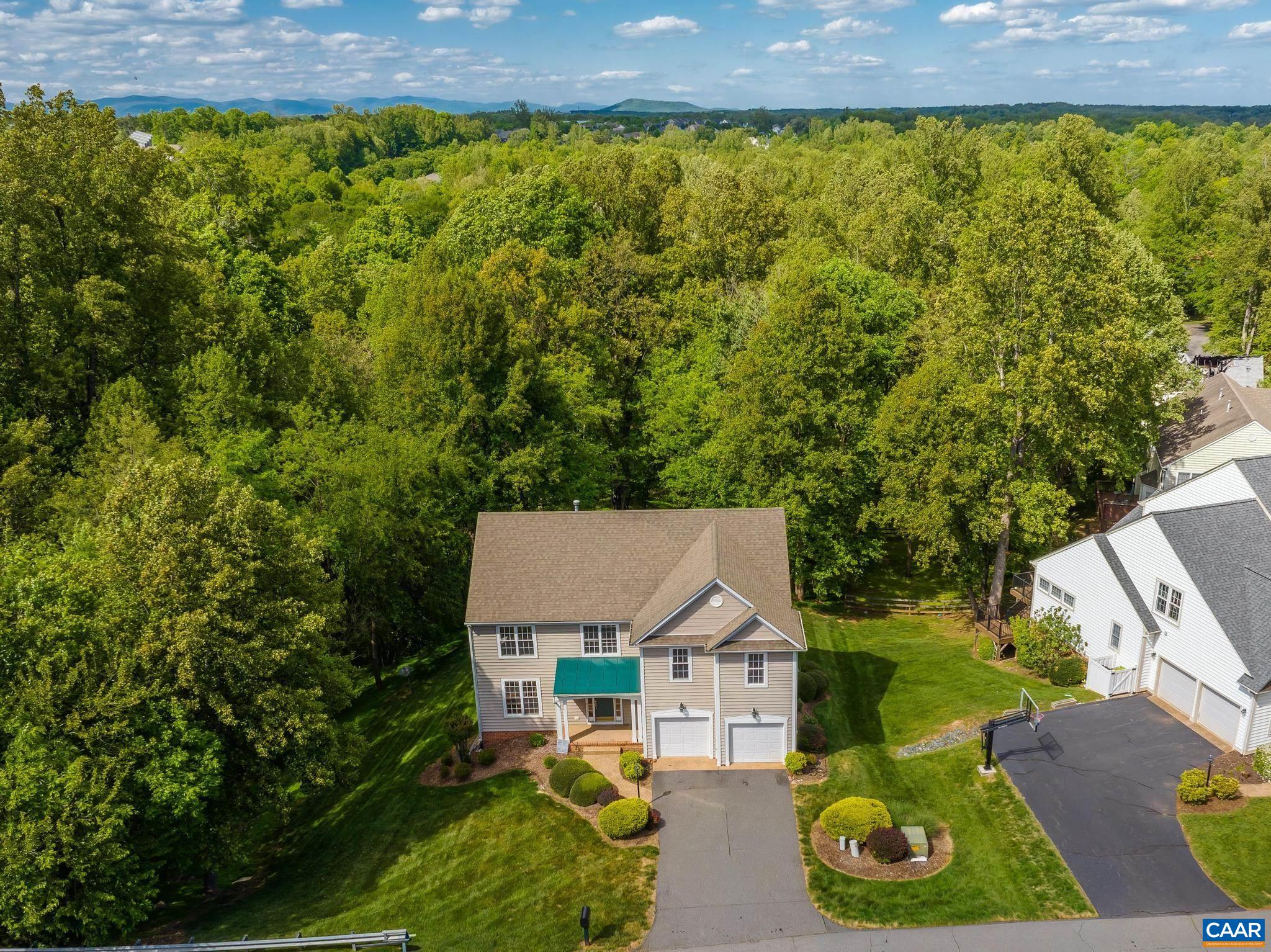2008 SHEPHERDS RIDGE RD, CHARLOTTESVILLE, Virginia 22901, 4 Bedrooms Bedrooms, ,3 BathroomsBathrooms,Residential,4BR Dunlora Home Newly Painted and New Carpeting,2008 SHEPHERDS RIDGE RD,676574 MLS # 676574