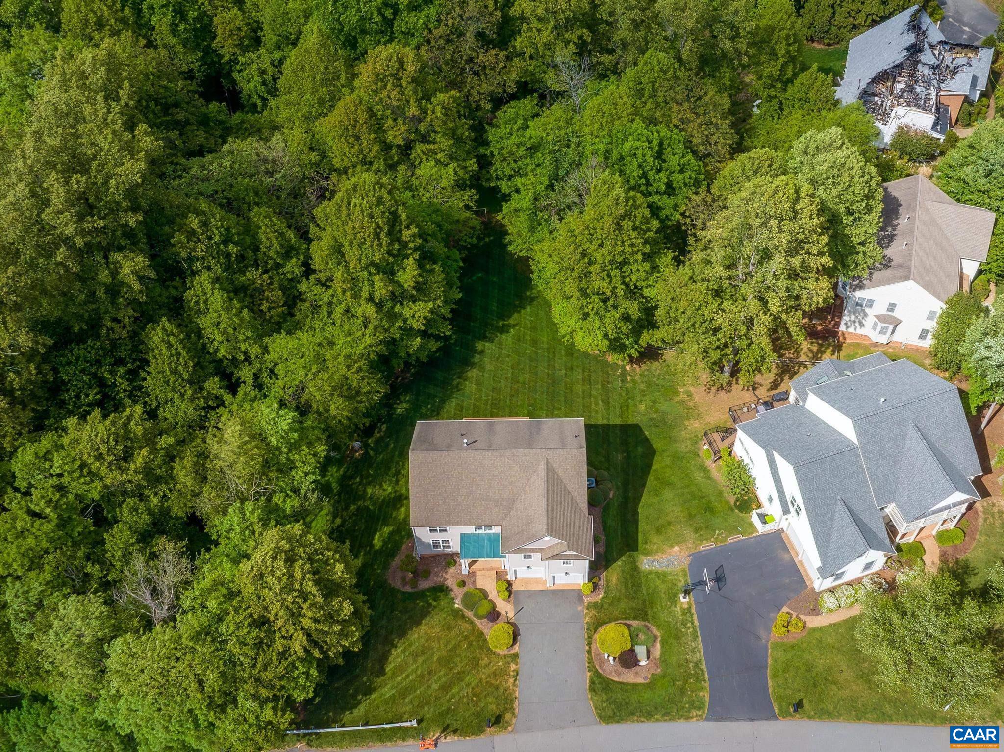 2008 SHEPHERDS RIDGE RD, CHARLOTTESVILLE, Virginia 22901, 4 Bedrooms Bedrooms, ,3 BathroomsBathrooms,Residential,4BR Dunlora Home Newly Painted and New Carpeting,2008 SHEPHERDS RIDGE RD,676574 MLS # 676574