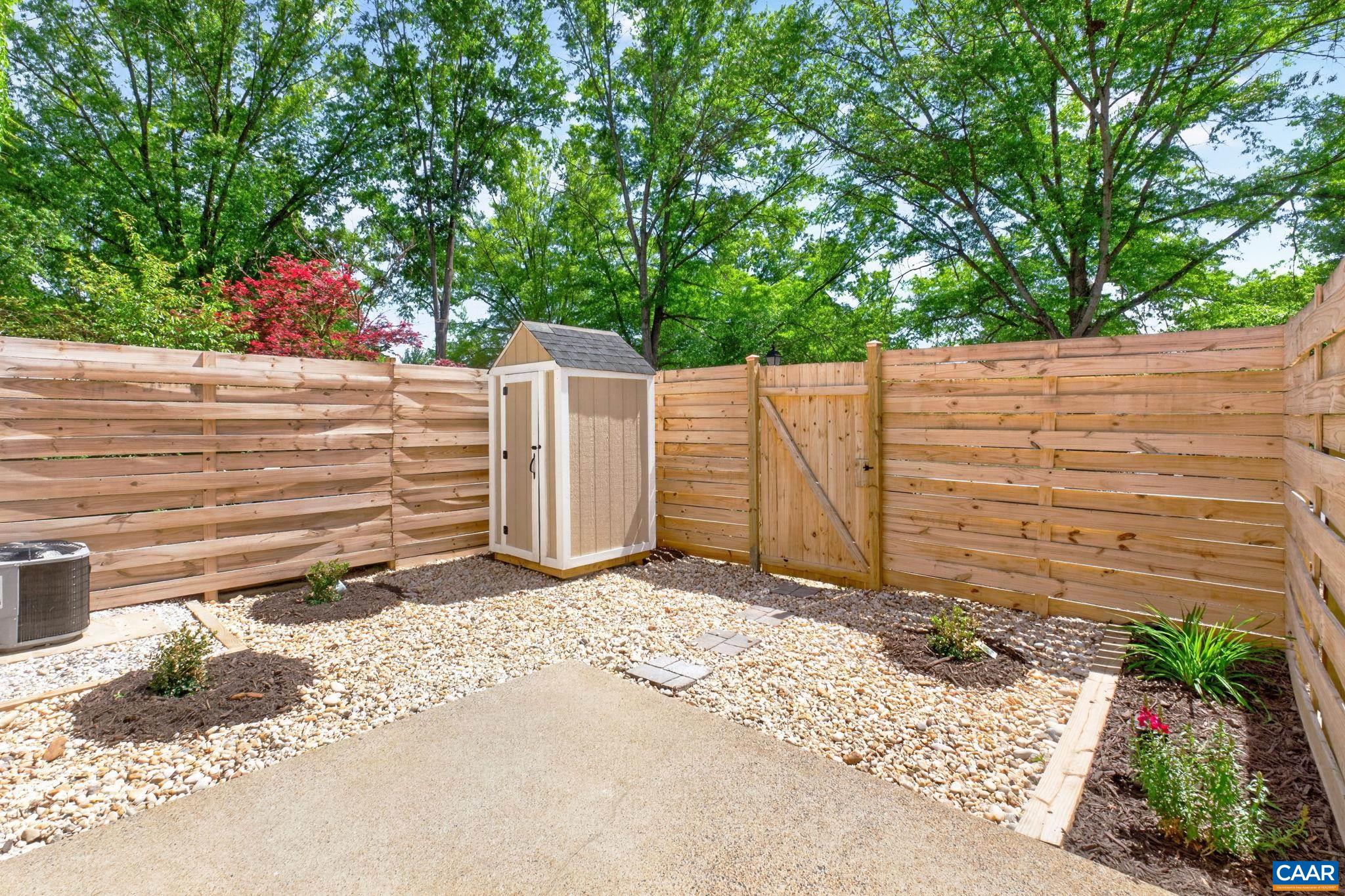 1536 MINOR RIDGE CT, CHARLOTTESVILLE, Virginia 22901, 2 Bedrooms Bedrooms, ,2 BathroomsBathrooms,Residential,1536 MINOR RIDGE CT,676643 MLS # 676643
