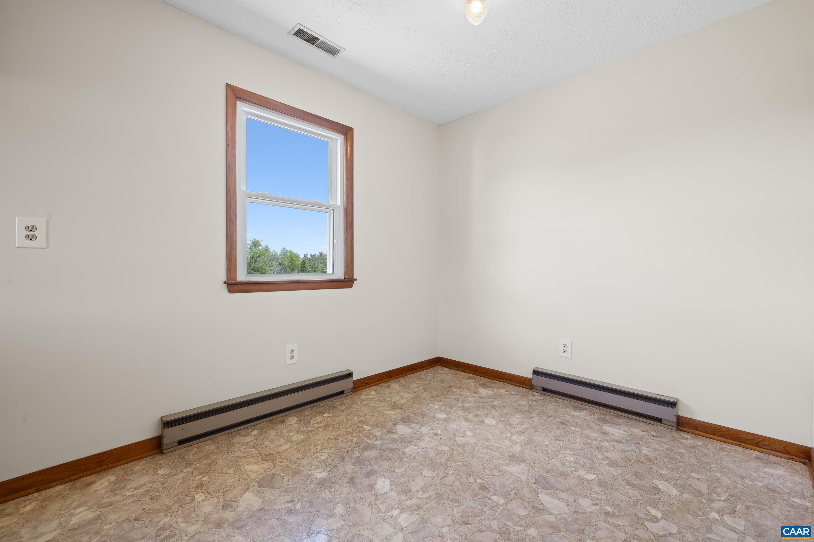 653 CELT RD, STANARDSVILLE, Virginia 22973, 3 Bedrooms Bedrooms, ,2 BathroomsBathrooms,Residential,653 CELT RD,676657 MLS # 676657