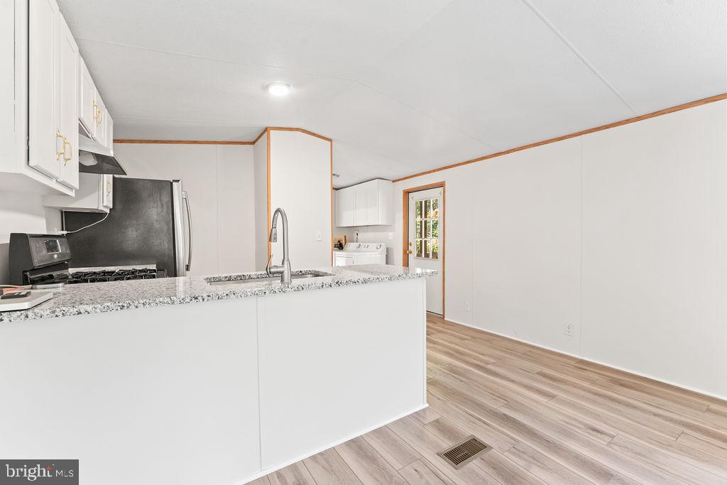 7227 GRAND BROOKS RD, SPOTSYLVANIA, Virginia 22551, 2 Bedrooms Bedrooms, ,1 BathroomBathrooms,Residential,7227 GRAND BROOKS RD,VASP2041516 MLS # VASP2041516