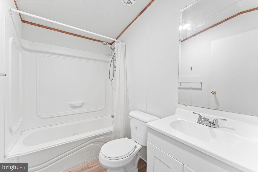 7227 GRAND BROOKS RD, SPOTSYLVANIA, Virginia 22551, 2 Bedrooms Bedrooms, ,1 BathroomBathrooms,Residential,7227 GRAND BROOKS RD,VASP2041516 MLS # VASP2041516