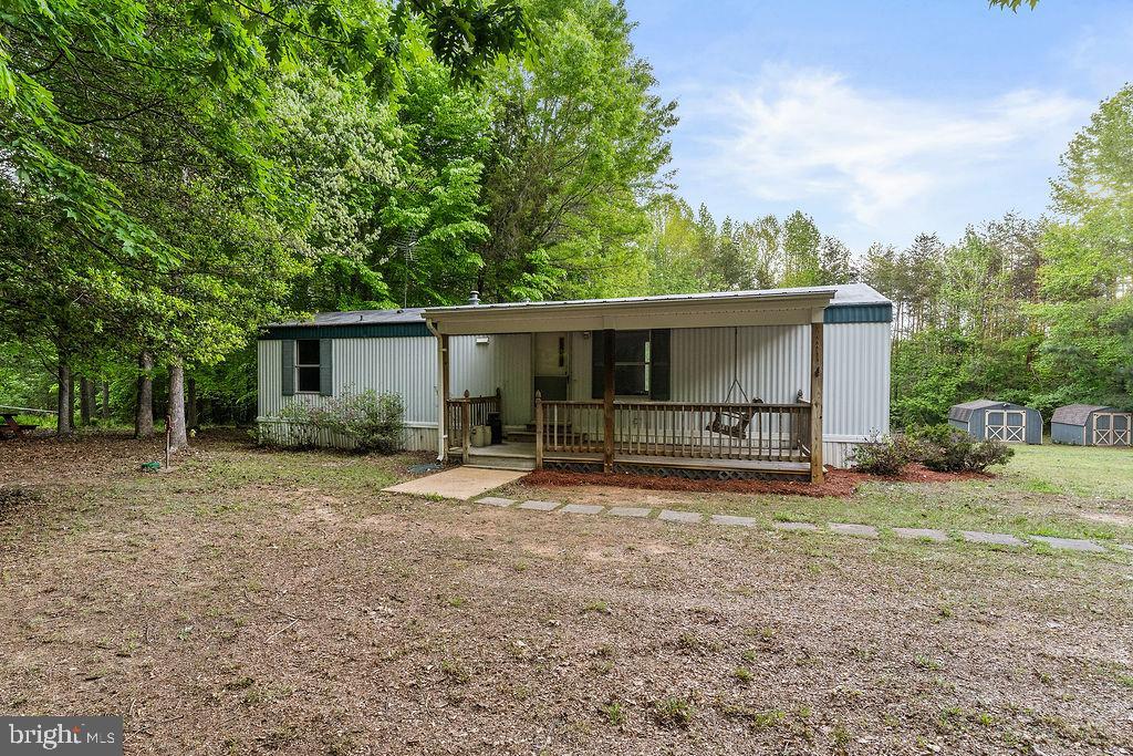 7227 GRAND BROOKS RD, SPOTSYLVANIA, Virginia 22551, 2 Bedrooms Bedrooms, ,1 BathroomBathrooms,Residential,7227 GRAND BROOKS RD,VASP2041516 MLS # VASP2041516