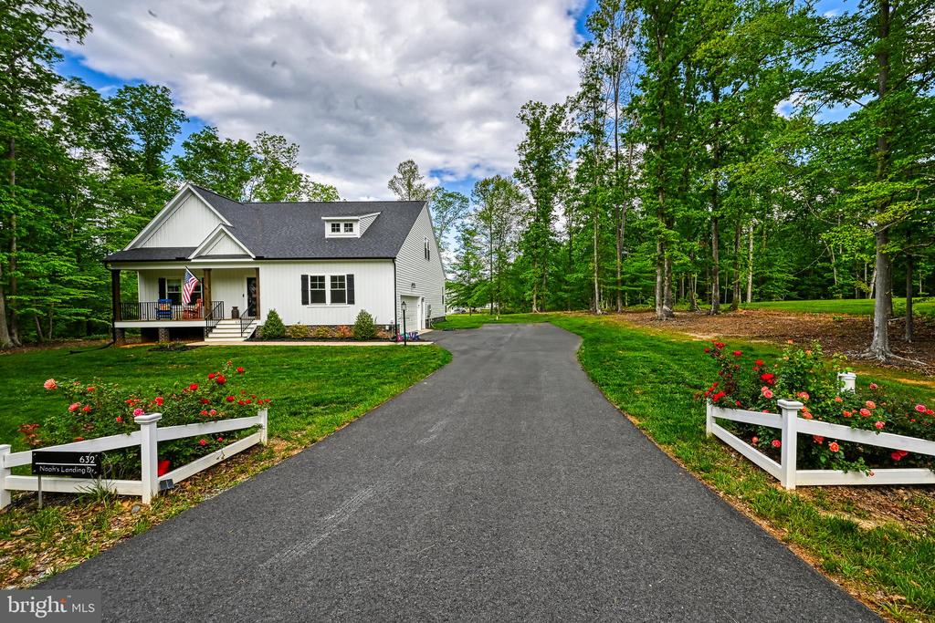 632 NOAHS LANDING DR, BUMPASS, Virginia 23024, 4 Bedrooms Bedrooms, ,2 BathroomsBathrooms,Residential,632 NOAHS LANDING DR,VALA2009762 MLS # VALA2009762