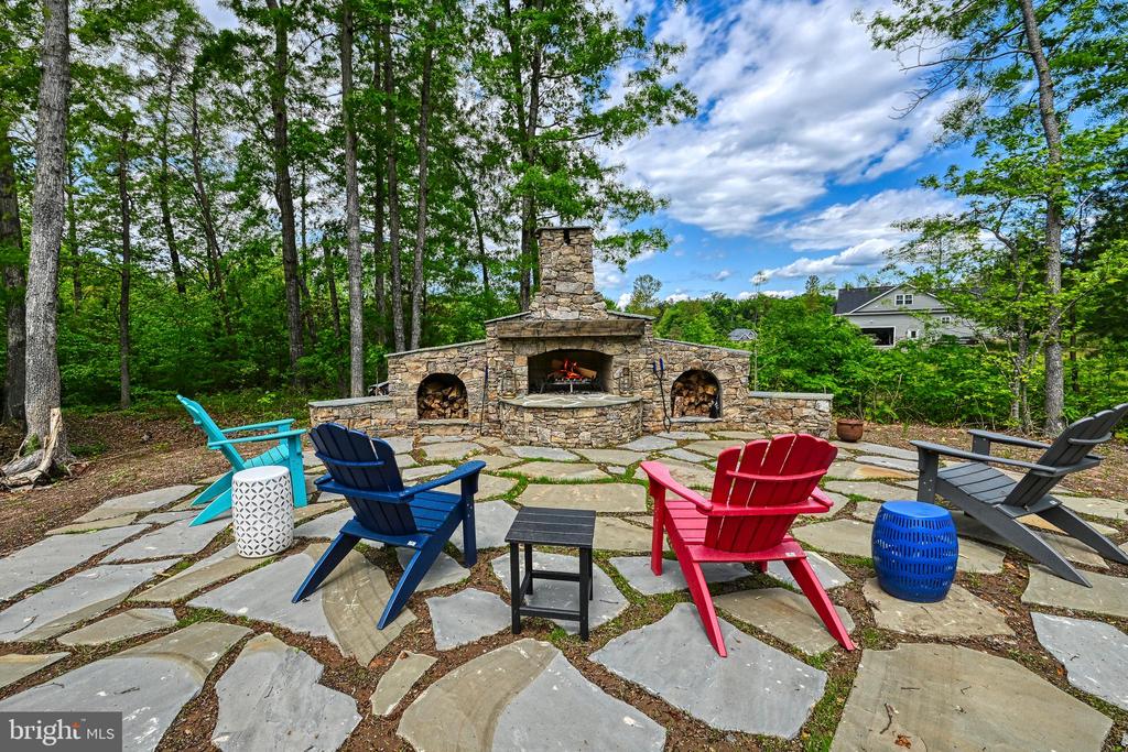 632 NOAHS LANDING DR, BUMPASS, Virginia 23024, 4 Bedrooms Bedrooms, ,2 BathroomsBathrooms,Residential,632 NOAHS LANDING DR,VALA2009762 MLS # VALA2009762