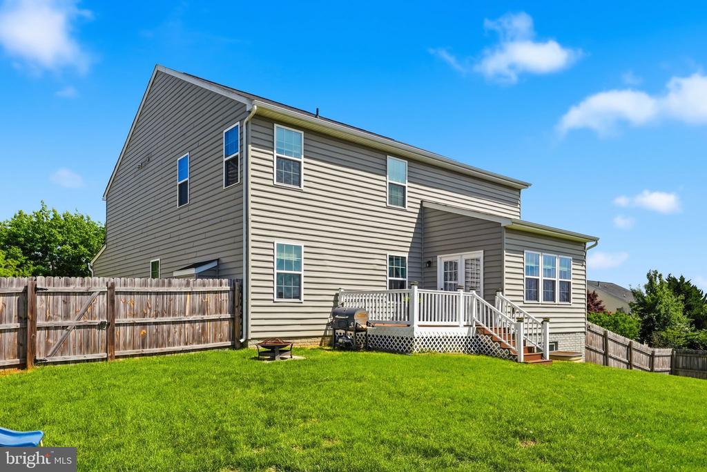 827 FAIRWOOD, CULPEPER, Virginia 22701, 5 Bedrooms Bedrooms, ,4 BathroomsBathrooms,Residential,827 FAIRWOOD,VACU2013518 MLS # VACU2013518